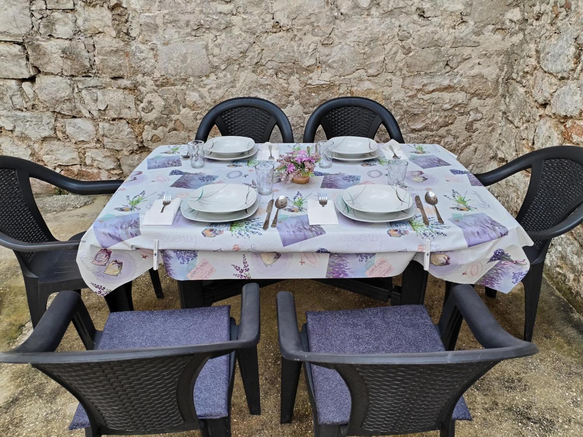 Ferienwohnung Ema Prvic Sepurine Exterior foto